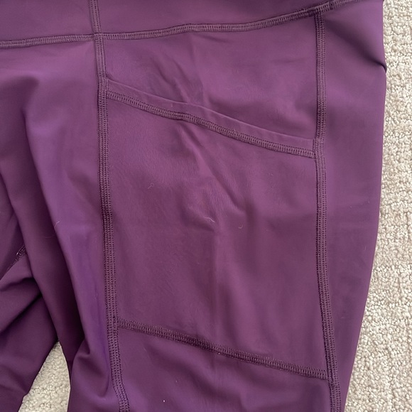 Lululemon workout pants, Size 10 - Picture 5 of 7
